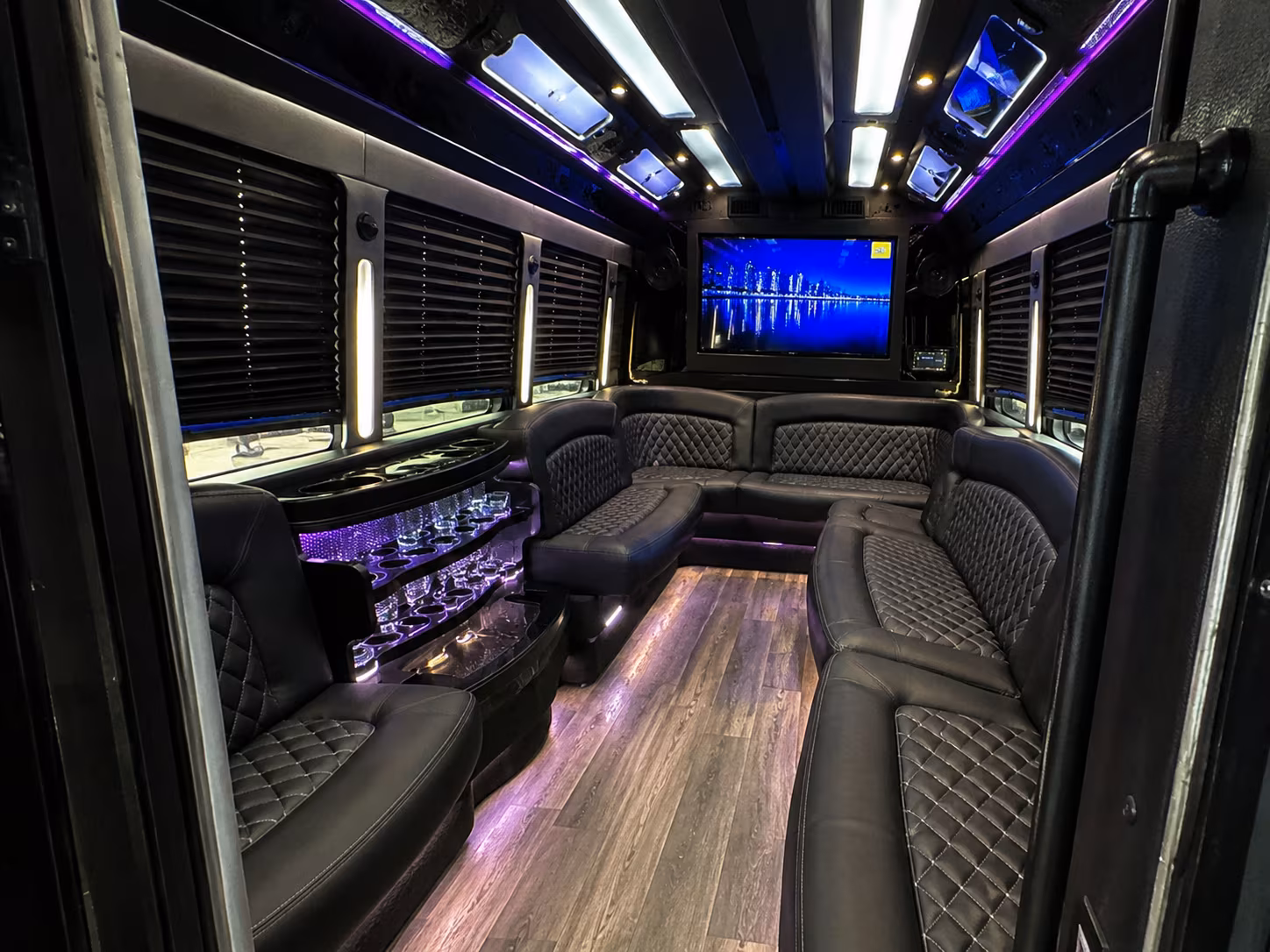 the U.S. Prom Party Bus Rental
